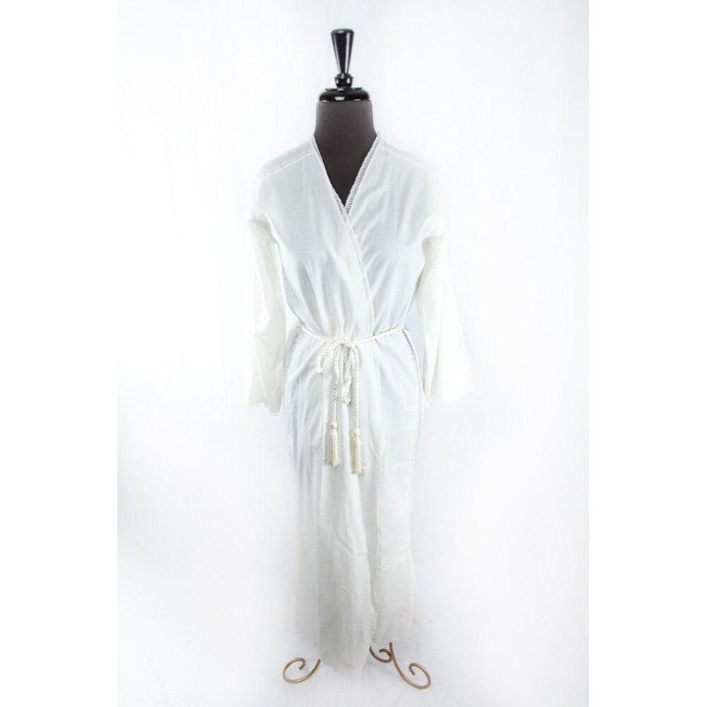 Vintage 1970's Fernando Sanchez White Lace Lingerie Robe With Tassel Sash Belt N